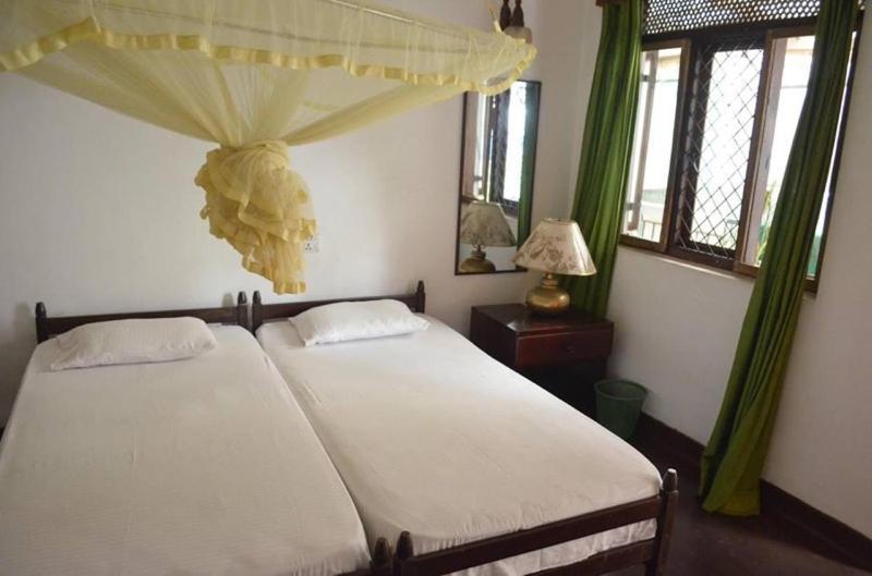 Kandy Inn Madugalle'S Family Guest House Zewnętrze zdjęcie