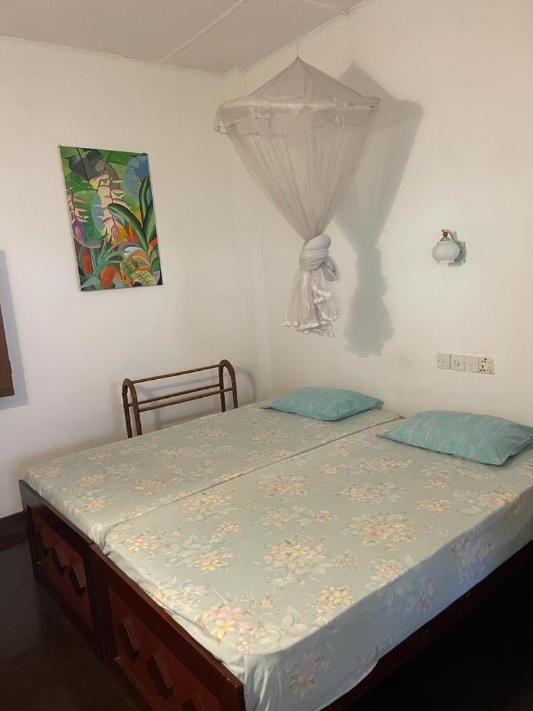 Kandy Inn Madugalle'S Family Guest House Zewnętrze zdjęcie