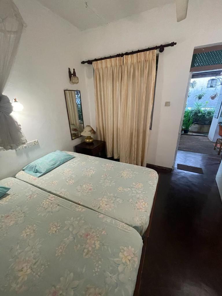 Kandy Inn Madugalle'S Family Guest House Zewnętrze zdjęcie