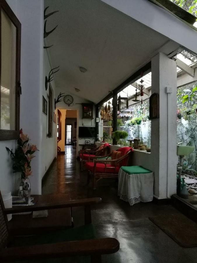 Kandy Inn Madugalle'S Family Guest House Zewnętrze zdjęcie